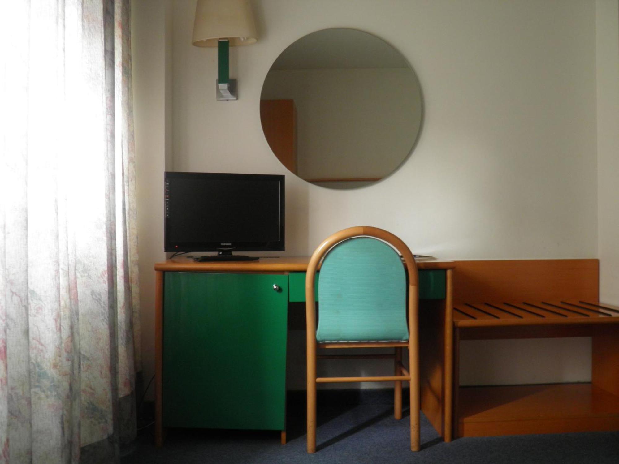 Hotel Ramoverde Боргоманеро Экстерьер фото